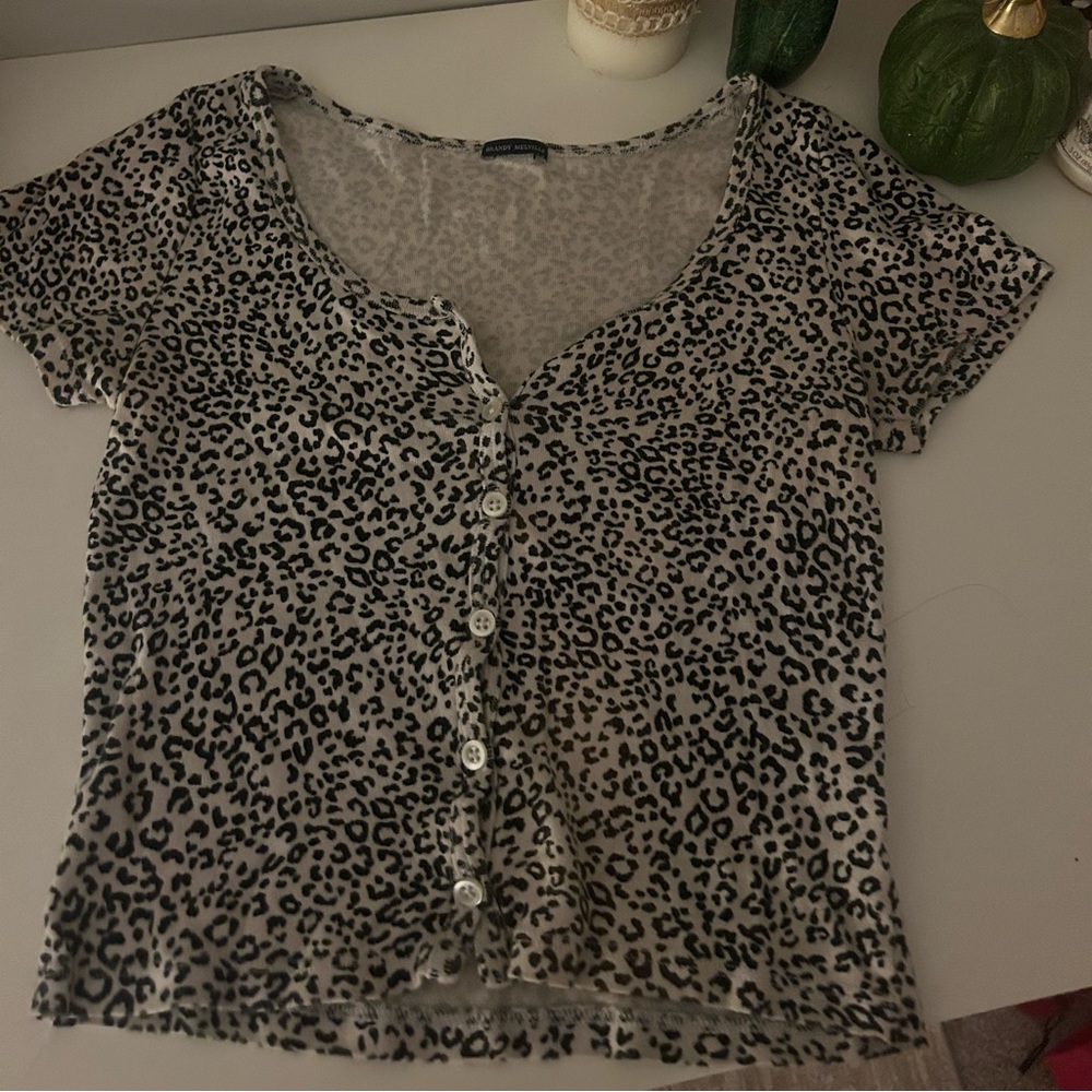 brandy melville zelly top
